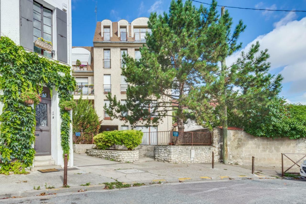 Modern Apart City Mantes-la-Jolie ภายนอก รูปภาพ